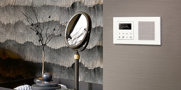 JUNG Smart Radio DAB+ bei DeRa-Tec  Inh. Dennis Raabe in Neukirchen